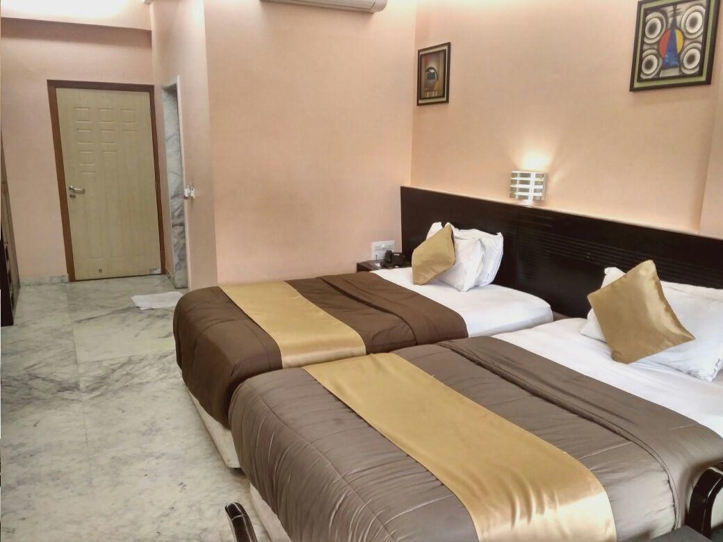 Hotel Aristro Lonavala Exteriér fotografie